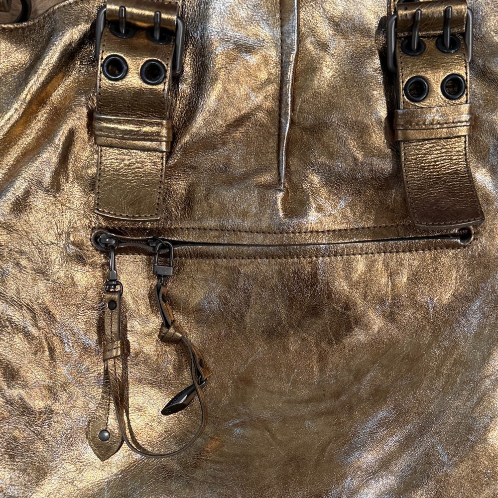 Francesco Biasia Gold Metallic leather Tote Bag with crossbody strap - Picture 3 of 8